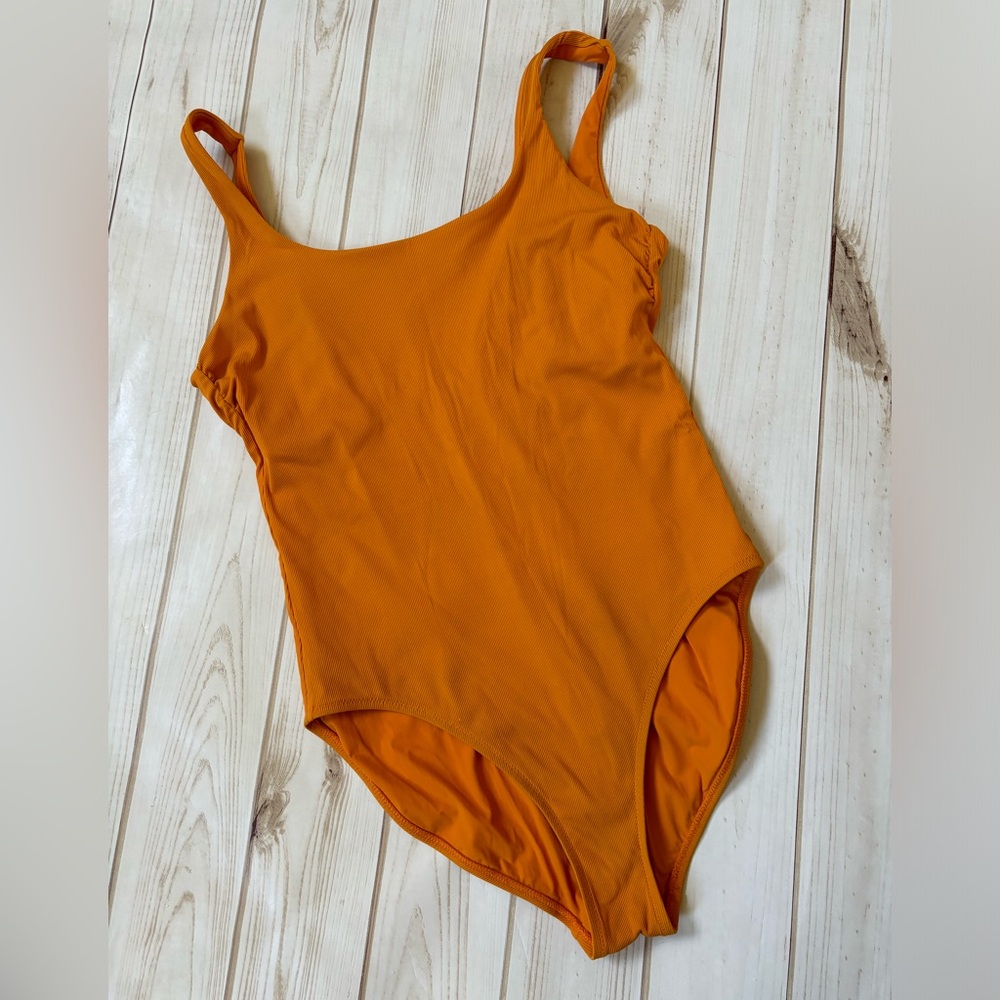Athleta Cloudbreak ribbed scoop one piece swimsuit